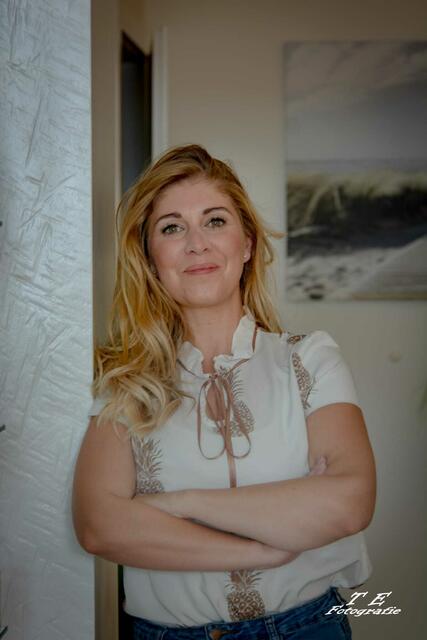 Eva Schönbauer, Inhaberin vom Friseursalon „HairZstück“ in Taufkirchen an der Trattnach. | Foto: T E Fotografie
