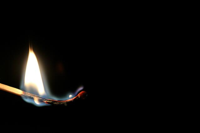 Ein Blackout geschieht ohne Vorwarnung und kann schwerwiegende Folgen mit sich bringen. Umso wichtiger ist es, für den Ernstfall vorbereitet zu sein. | Foto: Unsplash/Anne Nygård
