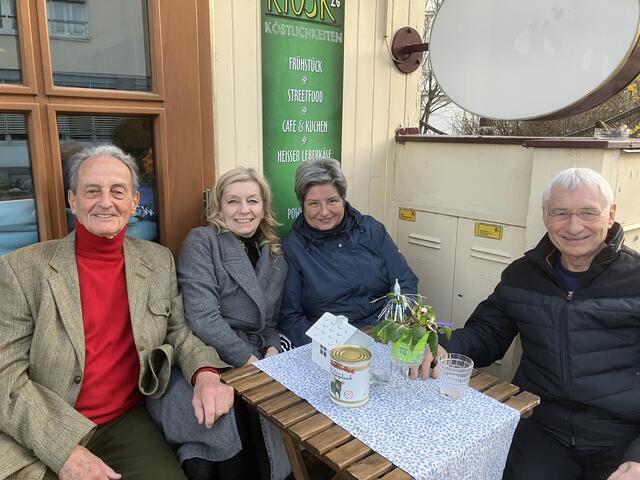 Helmut Hoyer, Doris Saip, Rosi und Christian | Foto: Stockmann