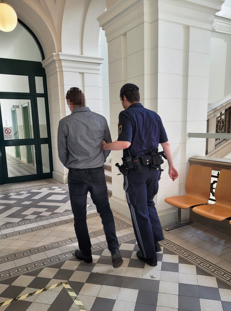 Der 43-Jährige soll seine Ex-Freundin vergewaltigt haben. | Foto: IP