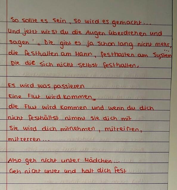 Anna Cech schreibt gerne mit der Hand und nicht am Computer. | Foto: privat
