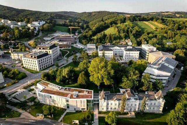 Wer in Klosterneuburg Forschung sagt, muss auch ISTA sagen – trotz junger Jahre eines der führenden Institute der Welt. | Foto: ISTA Magic Lemur Productions