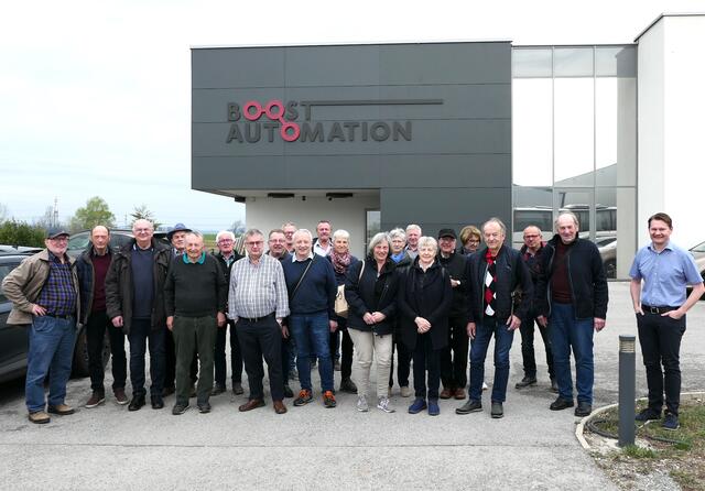 Fill-Senioren im Burgenland: Als erste Station der Tour stand für die Senioren die Besichtigung des Fill-Schwesterunternehmens Boost Automation GmbH in Hornstein auf dem Programm. | Foto: Fill Maschinenbau 