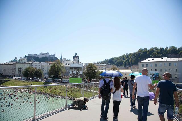 Betteln ist in Salzburg von nun an nur noch ohne Tiere erlaubt. | Foto: Wildbild
