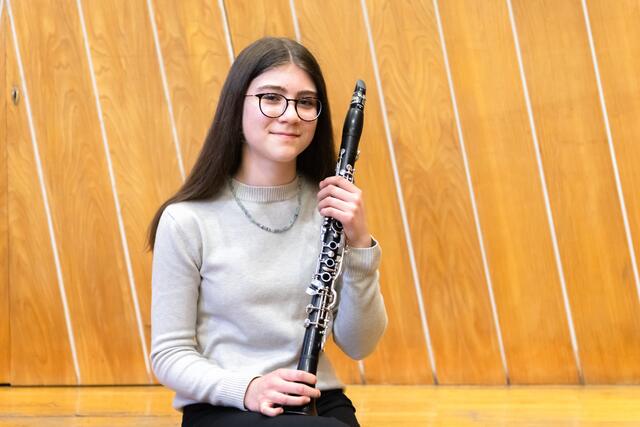 Julia Monsberger möchte einmal in einem großen Orchester spielen. Die Begabtenförderung am Konservatorium ebnet ihr den Weg dorthin. | Foto: Konstantinov