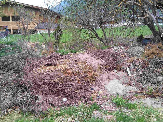 biogenes Material verrottet lange nicht bei unsachgemäßer Lagerung | Foto: Tiroler Bergwacht - Einsatzstelle Stubai