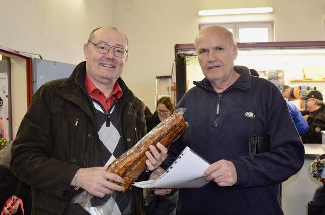 Brauchtumsverein Aue: Osterüberraschung für die „Kleinen Hasen ...