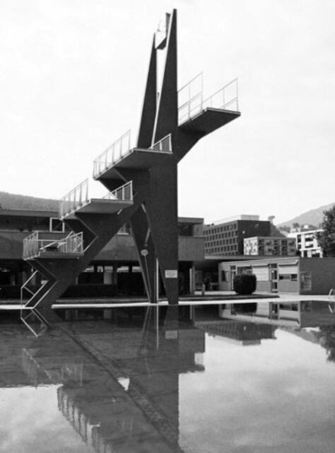 Der Sprungturm im Tivoli Freischwimmbad | Foto: Teresa Stillebacher