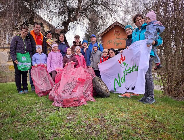 Die fleißigen Helfer·innen