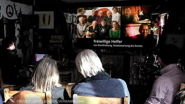 Filmvortrag. | Foto: Frizzey Light