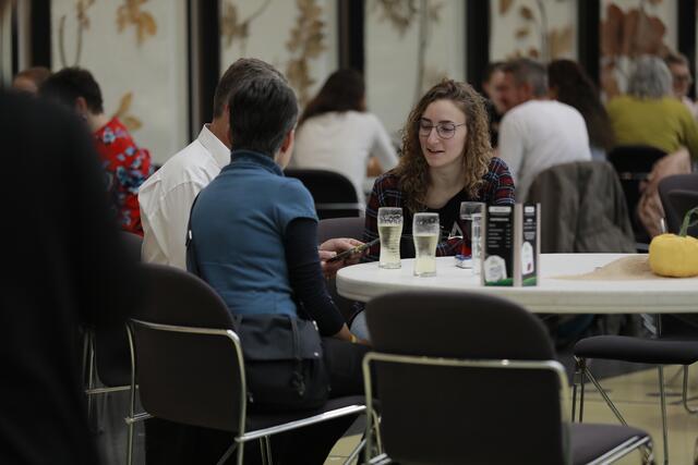 Auch die Verköstigung ist nachhaltig und biologisch.  | Foto: Maximilian Roeder