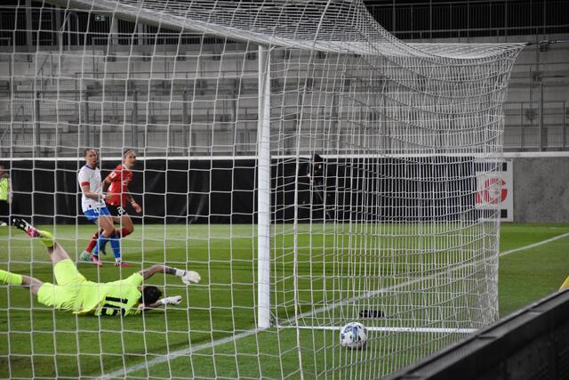 2:0 durch Katharina Naschenweng | Foto: Michael Strini