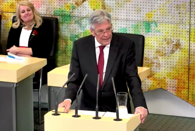 Peter Kaiser bei seiner Rede am Donnerstag. | Foto: Land Kärnten