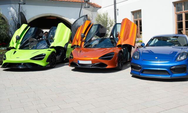 Am Samstag, 22. April ab 13.00 Uhr findet am Joseph Haydn-Platz in Bad Tatzmannsdorf eine Sportwagenschau im Rahmen des Sportwagenopenings mit Herz von Heribert Kasper statt. | Foto: Sportwagen-Event