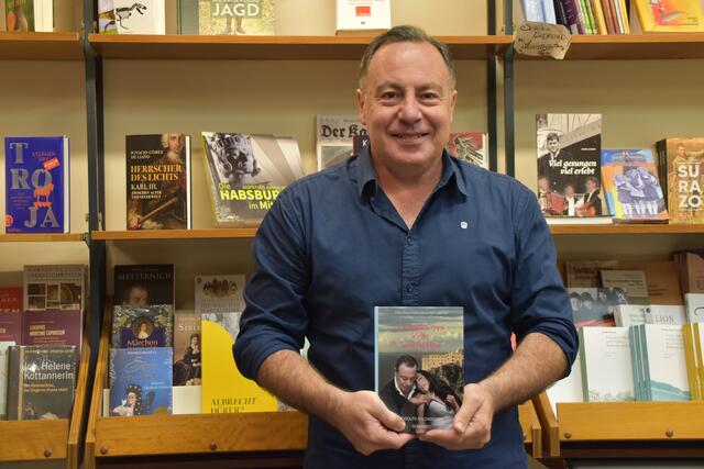 Der italienischen Bestseller Autor Rodolfo Baldassarri wird sein jüngstes Buch, das nun in Deutsch erscheint, in Kufstein vorstellen.  | Foto: Barbara Fluckinger