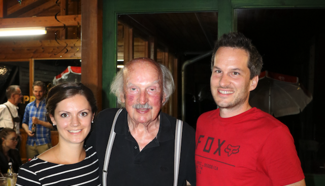 Alexander Wieser betreibt den Campingplatz in der Nähe des Längsees mit Gattin Melissa und Vater Reinhold.  | Foto: Privat