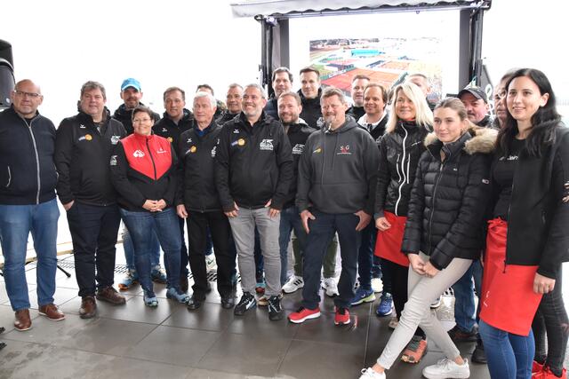 Das Team vom UTC Oberwart beim "Familienfoto" | Foto: Michael Strini