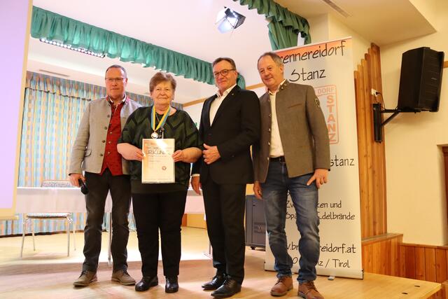 Auch Lena Walch holte sich eine Bronzemedaille.  | Foto: Elisabeth Zangerl 