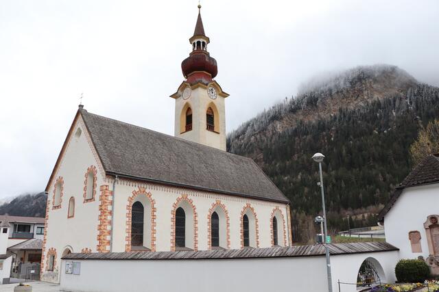 Die Pfarrkirche Heiliger Laurentius in Tösens. | Foto: Othmar Kolp
