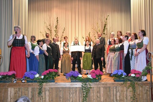 Die Singgemeinschaft St. Veit in der Gegend lud zum Konzert. | Foto: Anita Galler