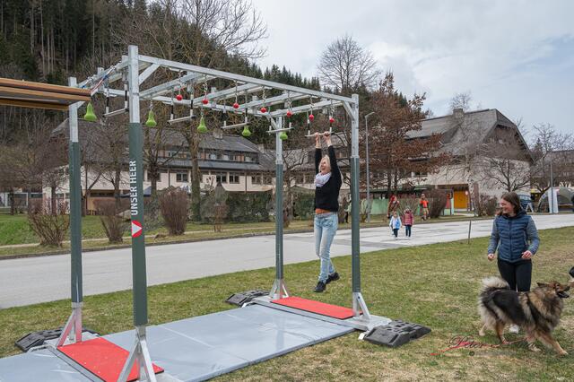 Ein Ninja Parcour zum probieren. | Foto: Peter Bolha