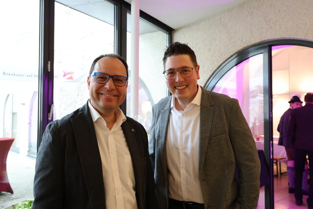 "Wirklich weniger Zeit hat meine Frau bisher noch nicht", meint ihr Gatte Gregor Wagner (v.l.) mit Dominik Kretz. | Foto: Maria Tiefenbacher-Schöndorfer, 2023