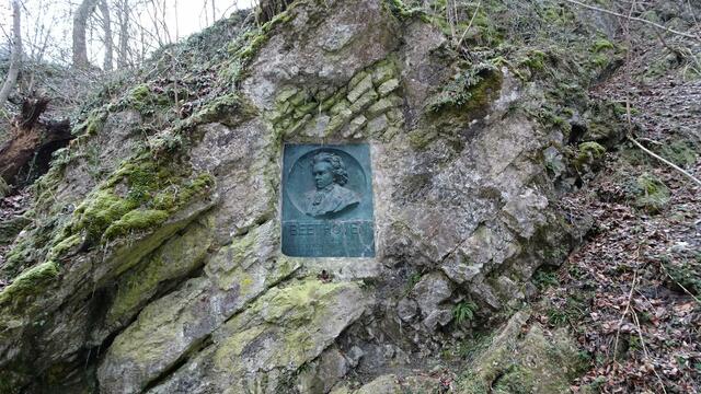 Station 15 – Der Beethovenstein

 | Foto: Walter Fuchs