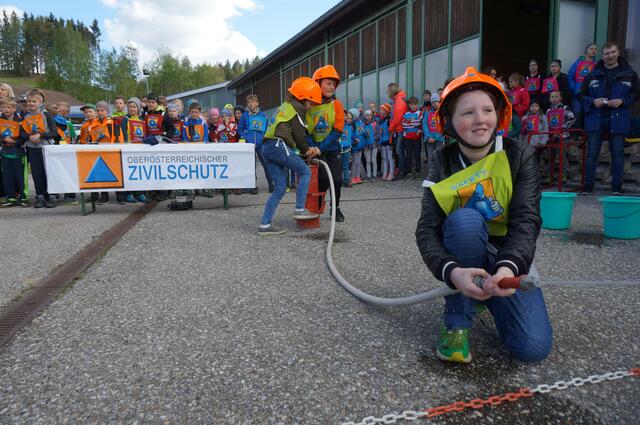 Ein Löschbewerb stand im Mittelpunkt der Kindersicherheitsolympiade im Jahr 2019. | Foto: Zivilschutz OÖ
