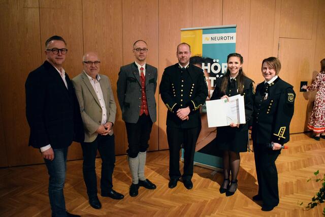 Veronika Maier - Ehrenzeichen 15 Jahre in Silber | Foto: Bergkapelle Piberstein