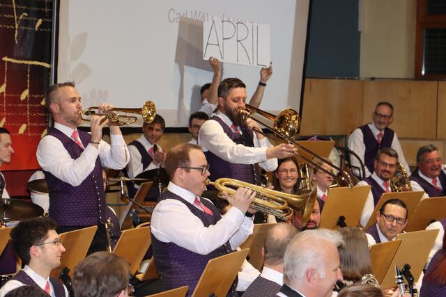 Ein musikalischer Aprilscherz für die Zuhörerinnen und Zuhörer durfte nicht fehlen. | Foto: MK Groß St. Florian