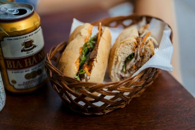 Bánh mì sind vietnamesische Sandwiches. | Foto: Pexels/Flo Dahm
