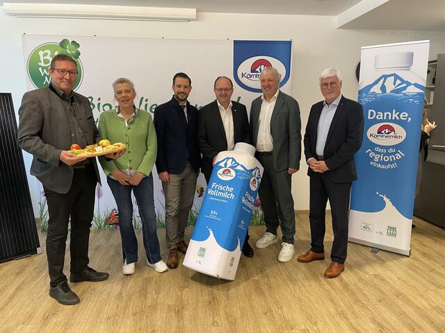 Albert Petschar, Angelika Hinteregger, Sebastian Schuschnig, Helmut Petschar, Manfred Freitag und Adolf Melcher bei der heutigen Pressekonferenz in Spittal. | Foto: RegionalMedien