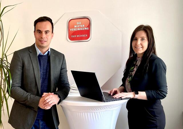 Bezirksparteivorsitzender LAbg. Mario Haas und Kristina Mader von der Mietervereinigung Oberösterreich.
 | Foto: SPÖ