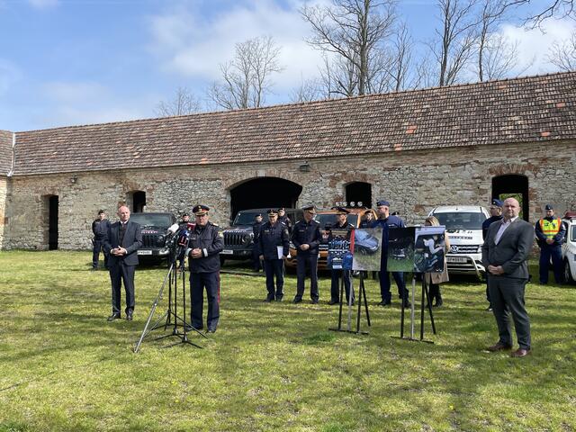 Innenminister Gerhard Karner zog Bilanz zur "Operation Fox", durch die man bereits 58 Schlepper festnehmen konnte. | Foto: RegionalMedien Burgenland