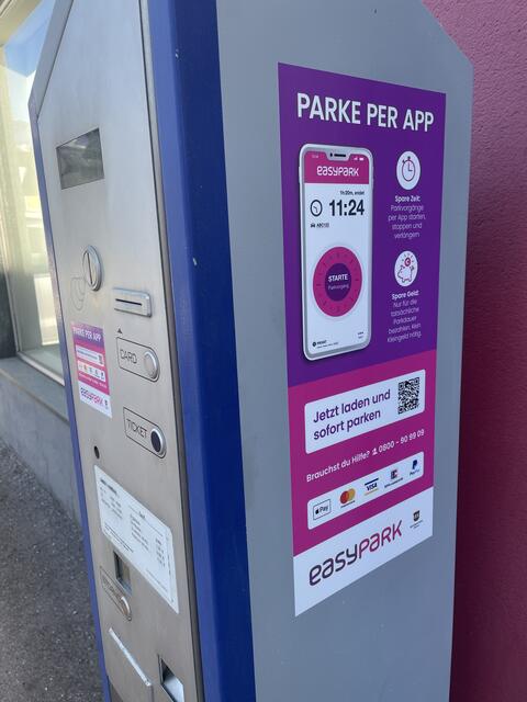 "EasyPark": Auch in der Stadtgemeinde Landeck kann bald mittels digitaler App die Parkgebühr in der Kurzparkzone entrichtet werden. | Foto: Reichel