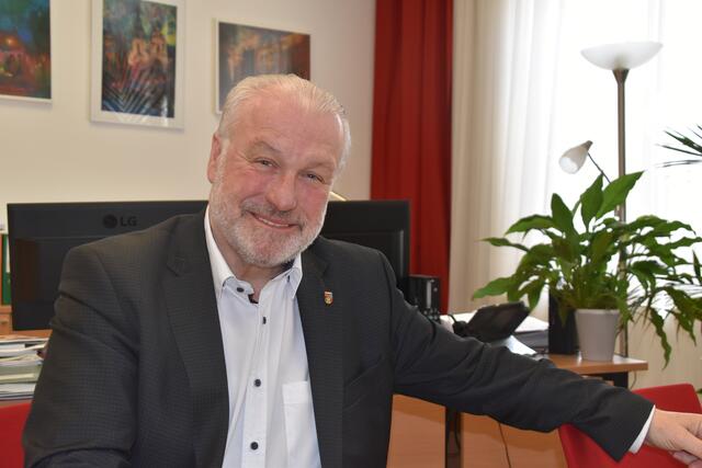 Bezirksvize Gerhard Blöschl (SPÖ): "Wir sind mit Nachdruck dahinter, dass die Änderungen schnell umgesetzt werden."
 | Foto: Karl Pufler