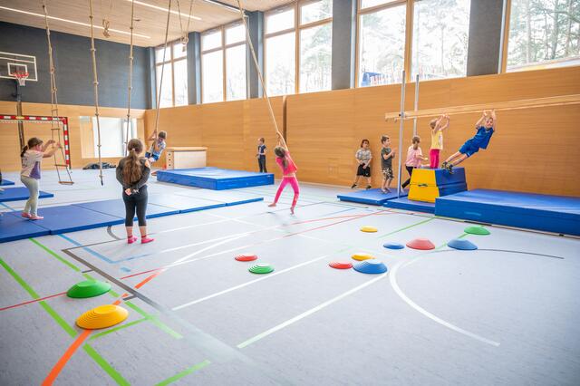 Die Schülerinnen und der Schüler der Volksschule 1 hatten bereits einige Turnstundenim neuem Turnsaal. | Foto: Stadtgemeinde Marchtrenk