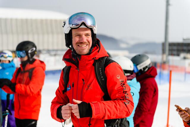 Hansjörg Rumpolds Unternehmen „SkiSport Adventure“ bietet fünftägige Sofa Ski Camps für Erwachsene in Furano an. | Foto: Manuel Marktl