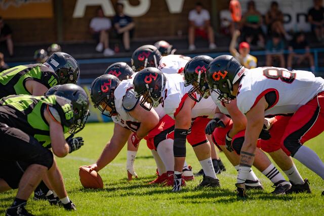 Lions O Line | Foto: Mike Wriessnig