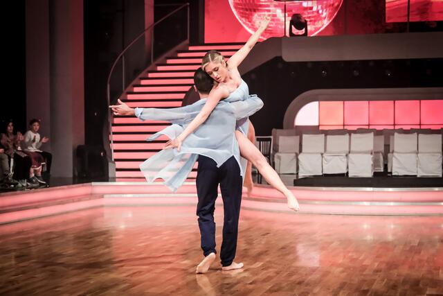 Den Verlust ihrer Freundin brachten Corinna Kamper und Danilo Campisi aufs Parkett: 28 Punkte. | Foto: ORF/ Hans Leitner