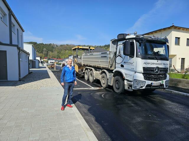 Neuer Asphalt  | Foto: Gemeinde Weinburg