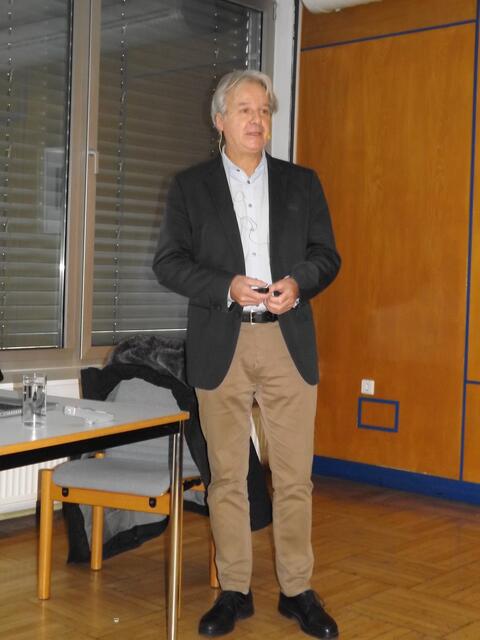 Primar Ewald Kresnik hielt einige Vorträge | Foto: Stadtgemeinde Hermagor