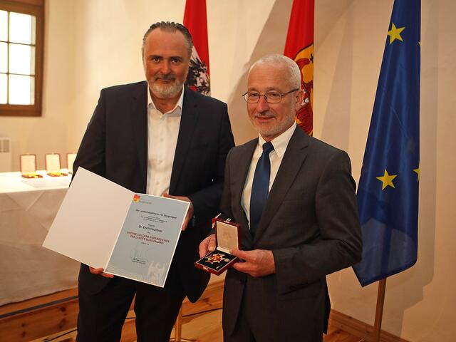 LH Doskozil mit Erich Hechtner | Foto: Landesmedienservice/Fenz