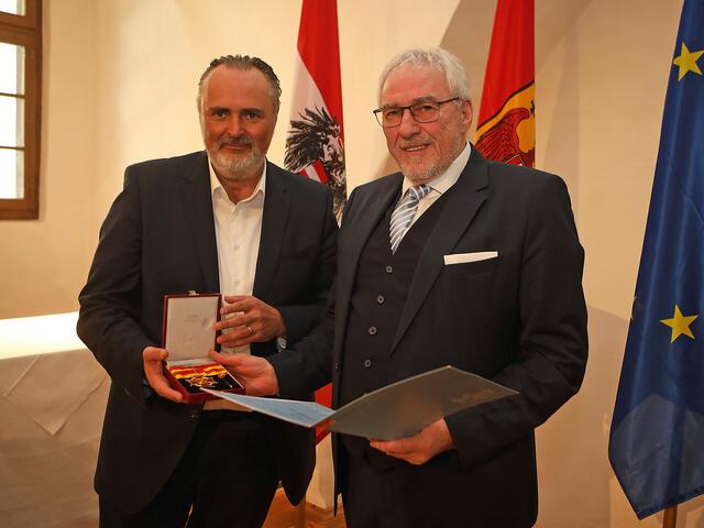 LH Doskozil mit Pius Strobl | Foto: Landesmedienservice/Fenz