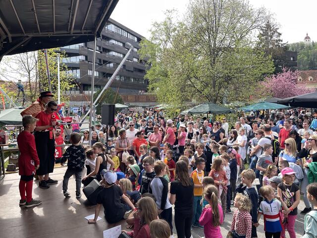 Große Bühne für die Kleinen: Das MeinBezirk.at-Familienfest wurde am Sonntag zum Magnet für tausende Grazerinnen und Grazer quer durch alle Generationen. | Foto: RegionalMedien Steiermark