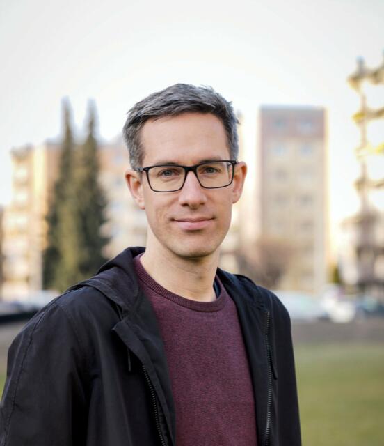 Kay-Michael Dankl (KPÖ Plus) aus Salzburg, Historiker. | Foto: Christopher Glanzl