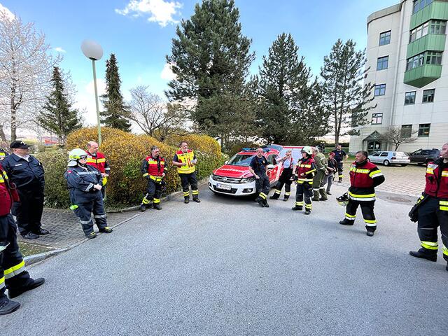 Nachbesprechung mit der Übungsleitung | Foto: FF Waidhofen/Thaya