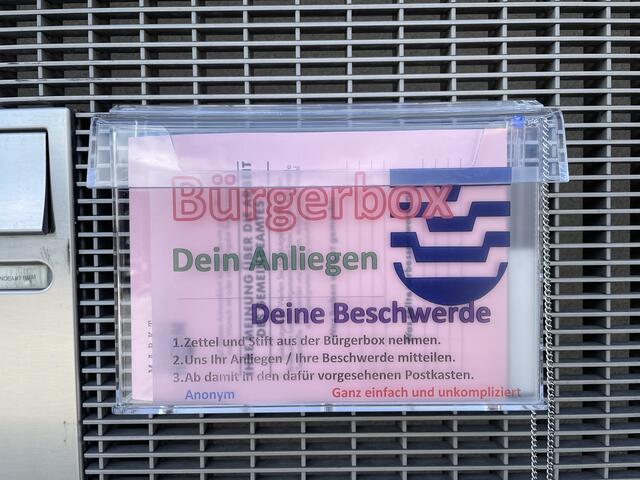 Die neuen Bürgerboxen sind eine willkommene Ergänzung zwischen Bürgern und Verwaltung und tragen zu einem transparenteren Austausch bei. | Foto: Kendlbacher
