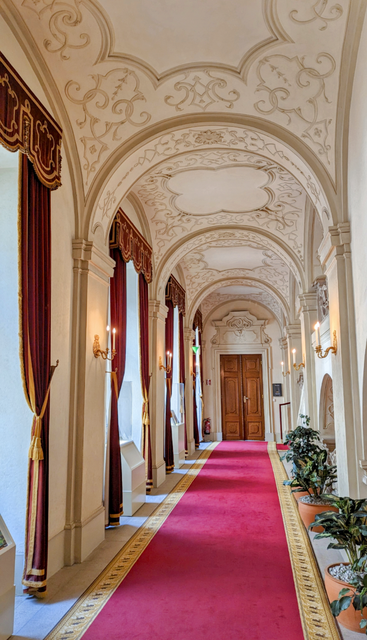 1. Etage