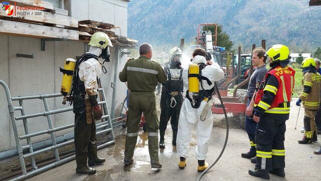 Die Grobreinigung wurde direkt Vorort vorgenommen. | Foto: FF-Roith/Facebook